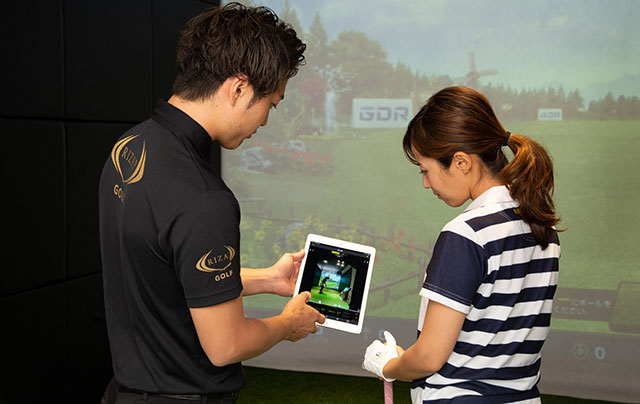 ライザップゴルフは専属トレーナーの個別指導