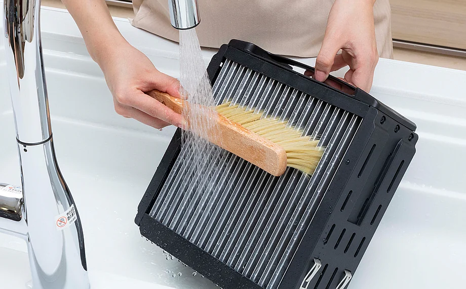 エアドッグ　集塵フィルターを水で洗う